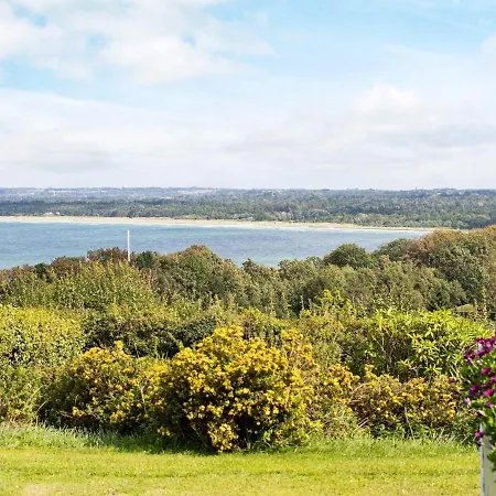 6 Person Holiday In Hébergement de vacances Asnæs